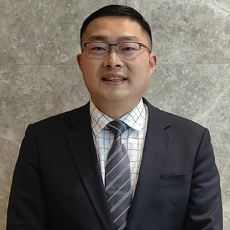 周亚军照片